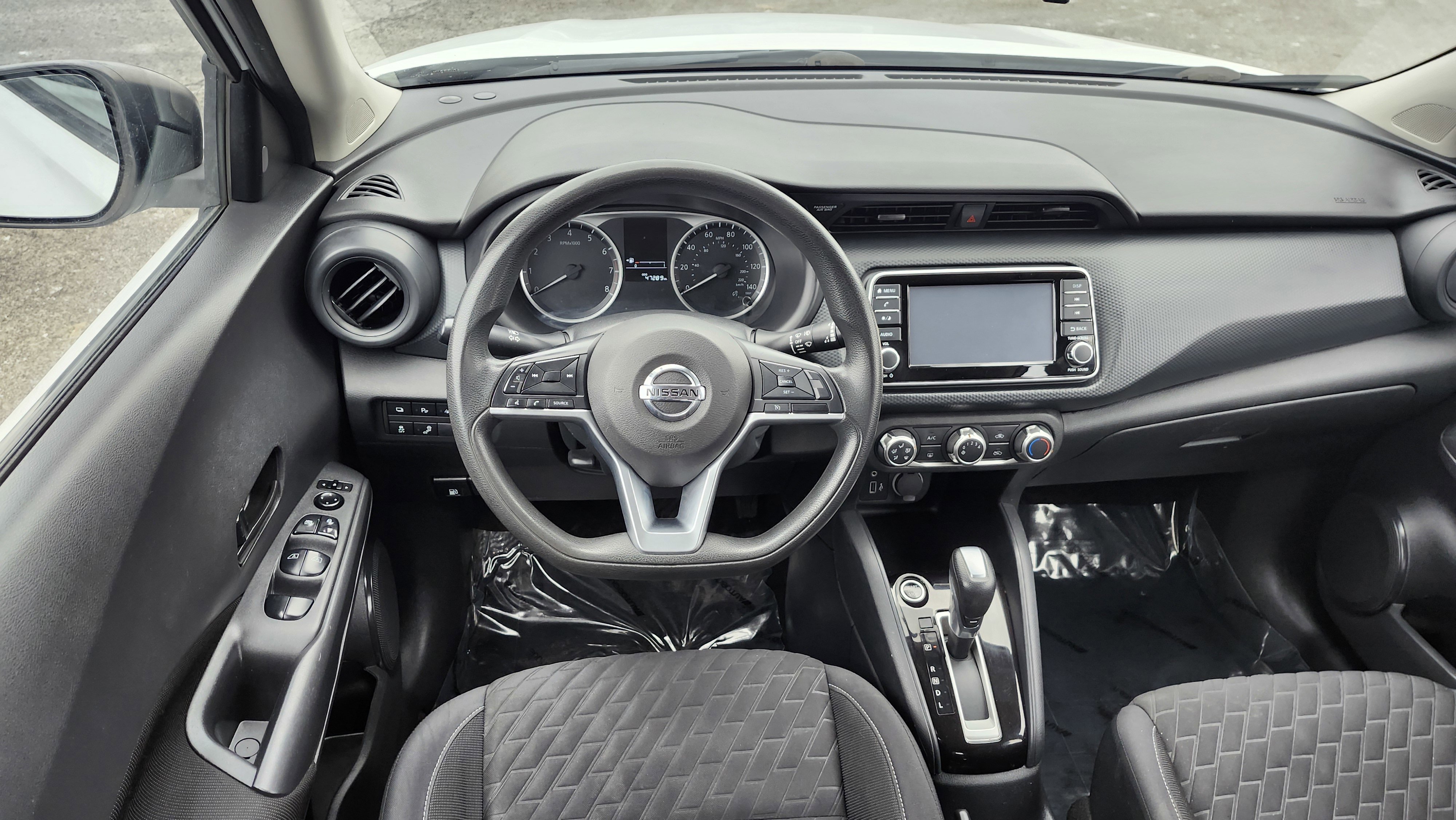 Used 2021 Nissan Kicks S image 22