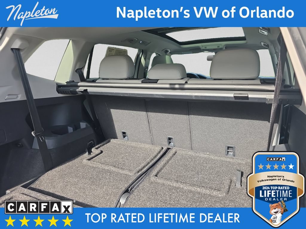 Used 2018 Volkswagen Tiguan SE w/ Panoramic Sunroof Package FWD image 28