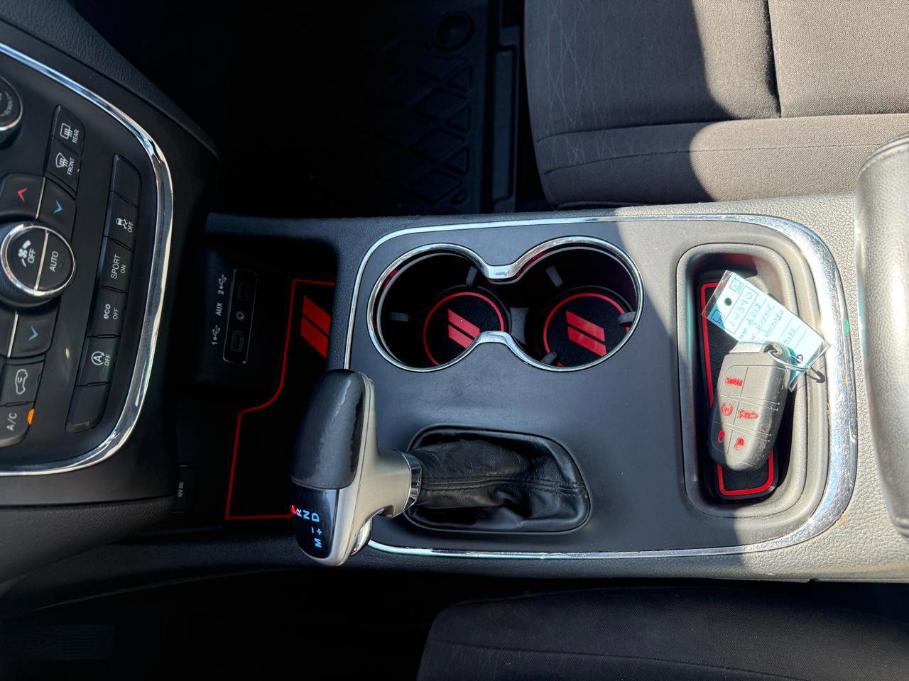 Used 2018 Dodge Durango SXT AWD/4WD image 16