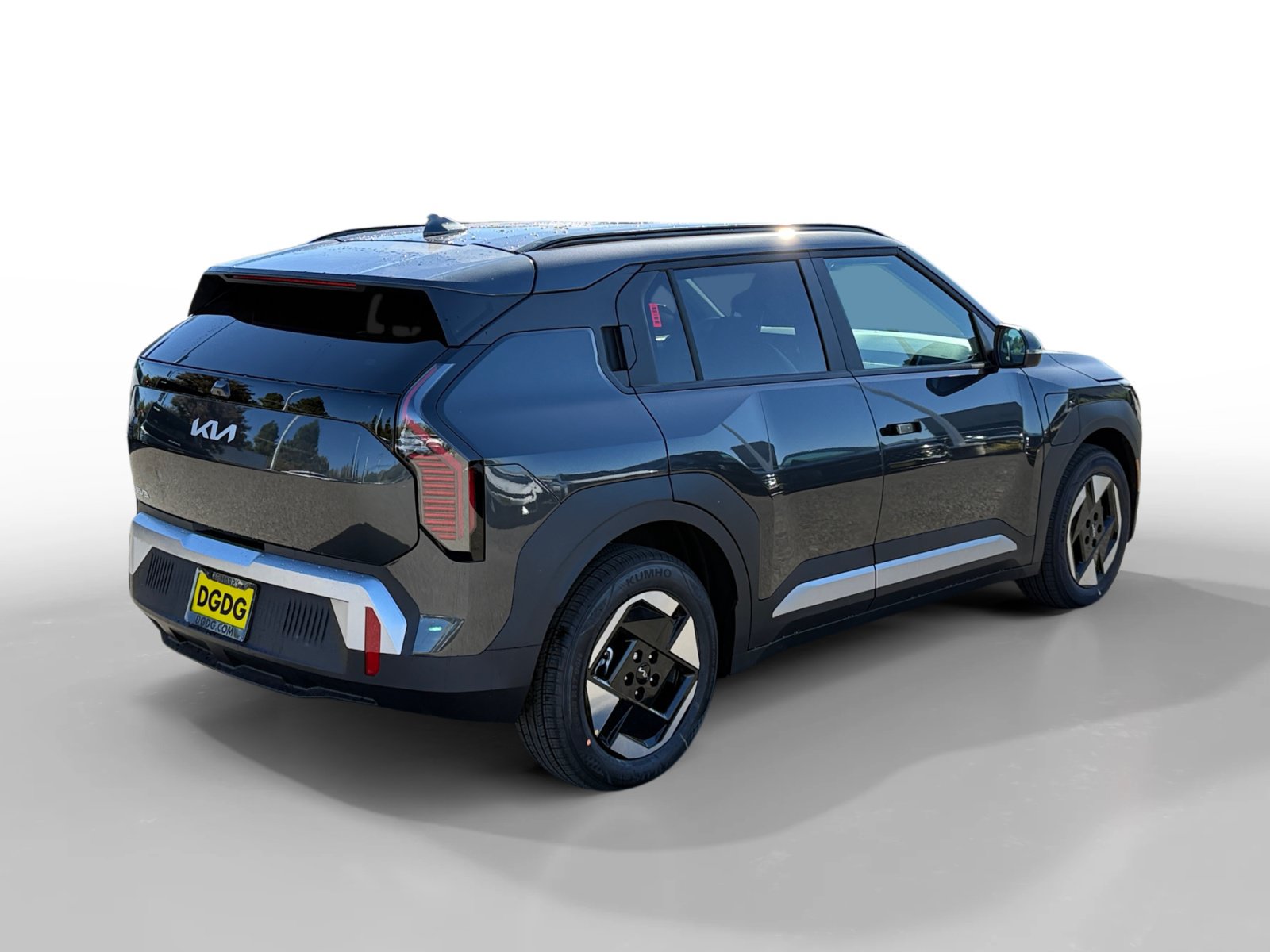 New 2027 Kia EV3 Wind FWD image 5