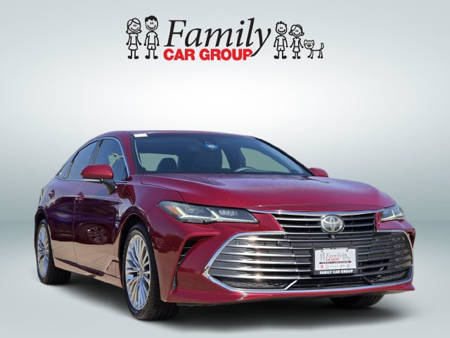 Used 2019 Toyota Avalon Limited w/ Advanced Safety Package FWD image 2
