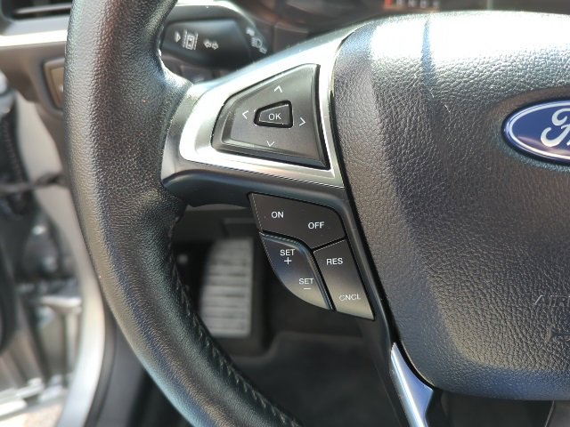 Used 2024 Ford Edge Titanium image 12