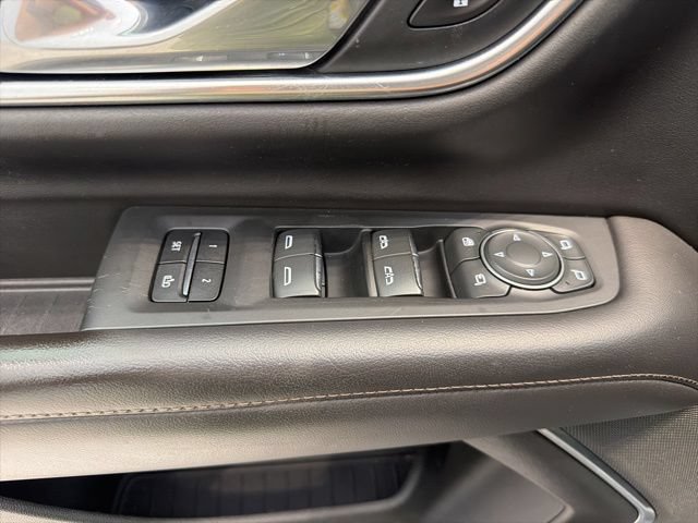 Used 2021 Chevrolet Suburban High Country AWD/4WD image 21