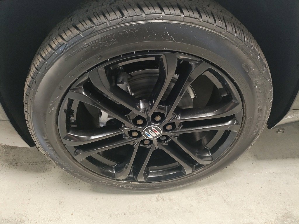 New 2026 Buick Enclave Sport Touring w/ Power Package image 19