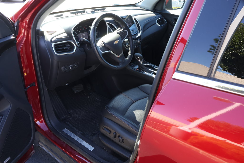 Used 2022 Chevrolet Equinox Premier AWD/4WD image 9