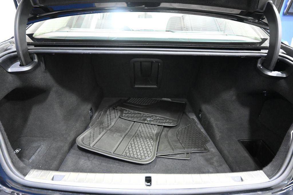 Used 2020 BMW 740i xDrive w/ Premium Package image 15