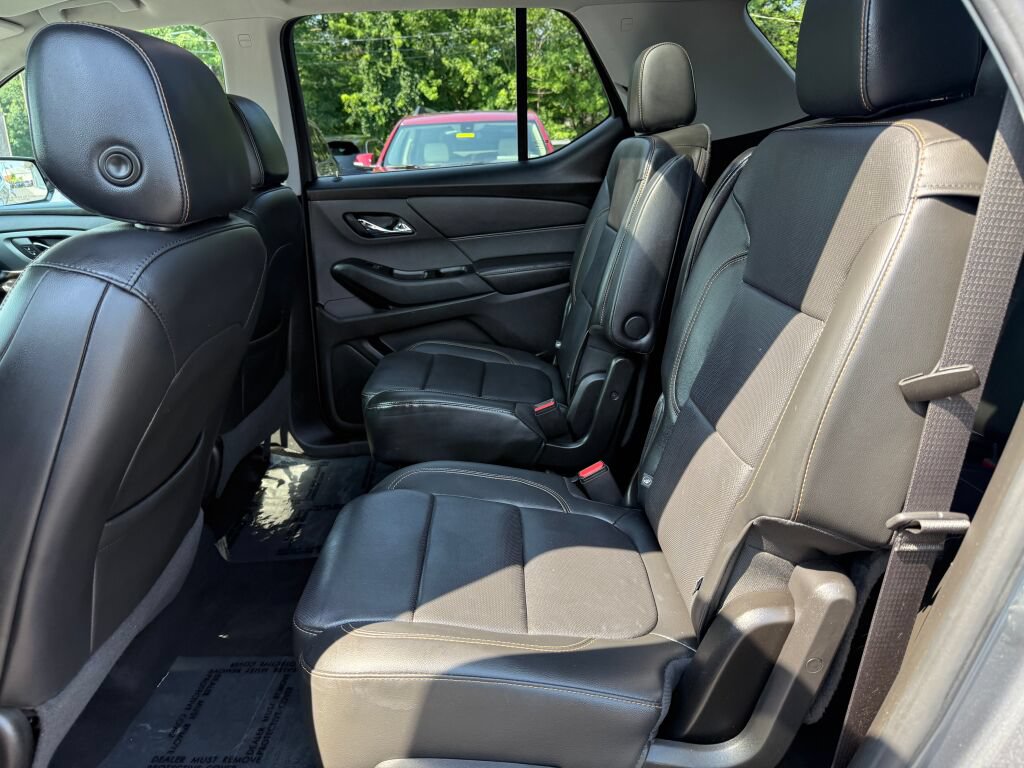 Used 2019 Chevrolet Traverse Premier AWD/4WD image 25
