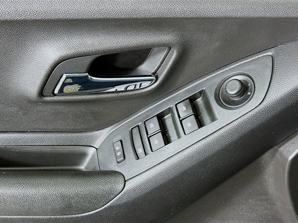 Used 2019 Chevrolet Trax LS image 20