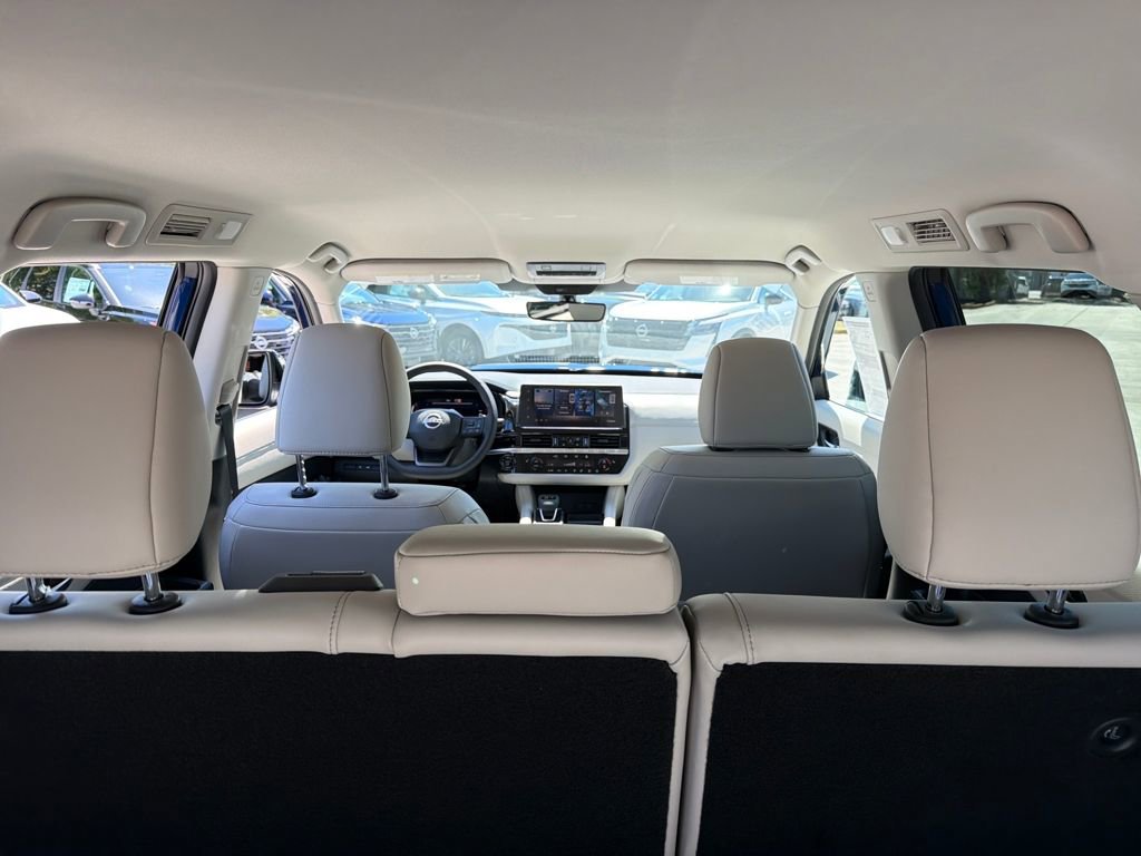 New 2026 Nissan Pathfinder SL image 31