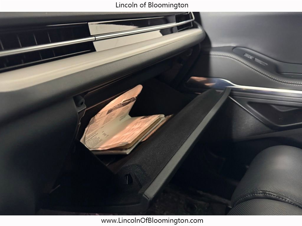 New 2025 Lincoln Navigator L Reserve w/ Jet Appearance Package image 73