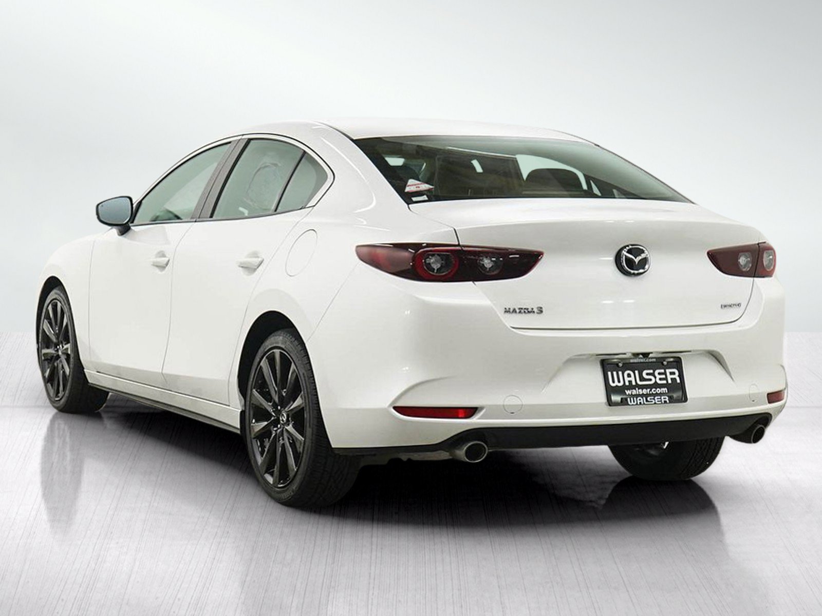 Used 2024 MAZDA MAZDA3 s FWD image 3