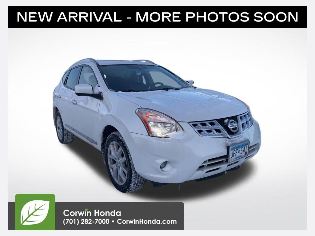 Used 2013 Nissan Rogue SL image 1