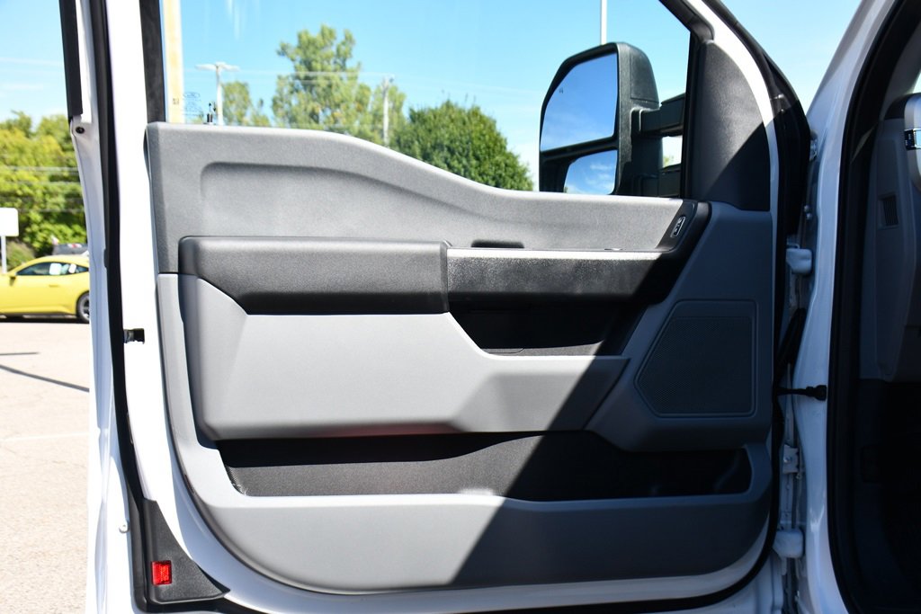 New 2026 Ford F250 XL image 21
