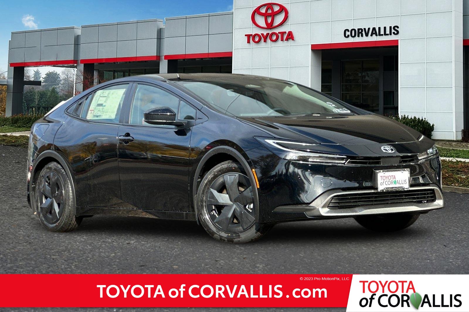 New 2026 Toyota Prius SE image 1
