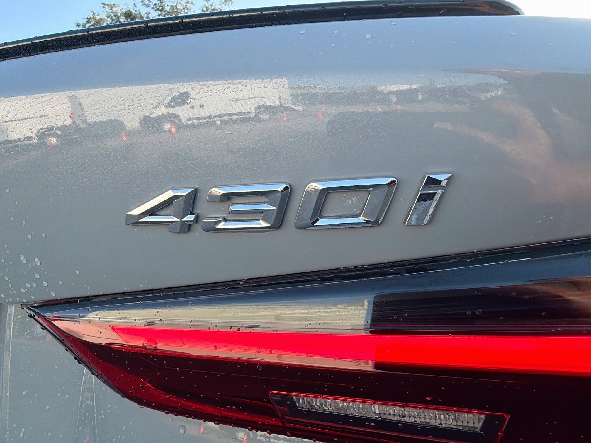 Used 2024 BMW 430i Coupe w/ M Sport Package RWD image 11