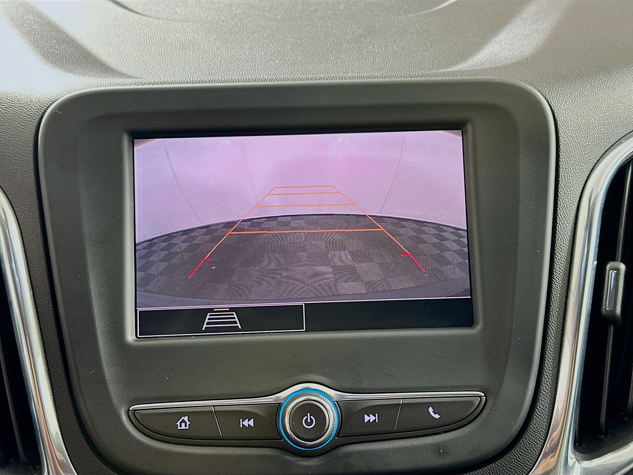 Used 2024 Chevrolet Equinox LT w/ LPO, Floor Liner Package FWD image 21