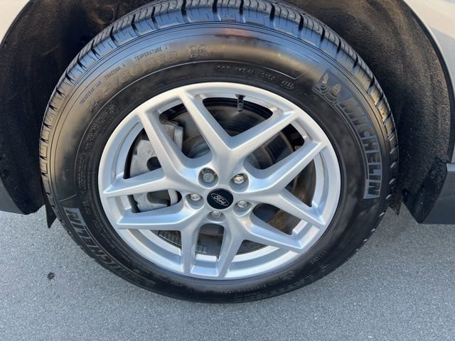 Used 2023 Ford Edge SEL w/ Convenience Package image 9