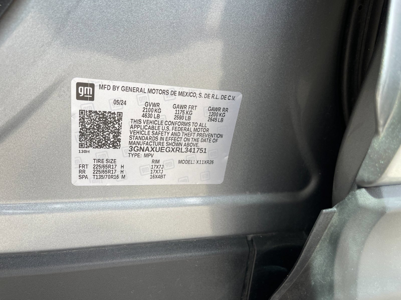 Used 2024 Chevrolet Equinox LT AWD/4WD image 32