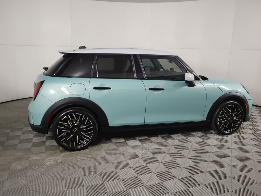 New 2026 MINI Cooper S image 4
