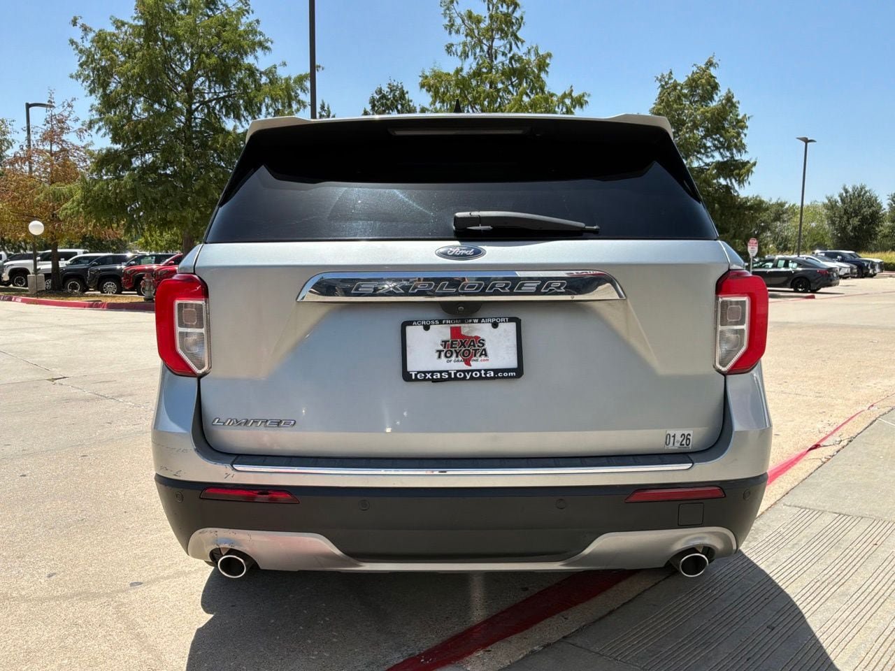 Used 2023 Ford Explorer Limited RWD image 7