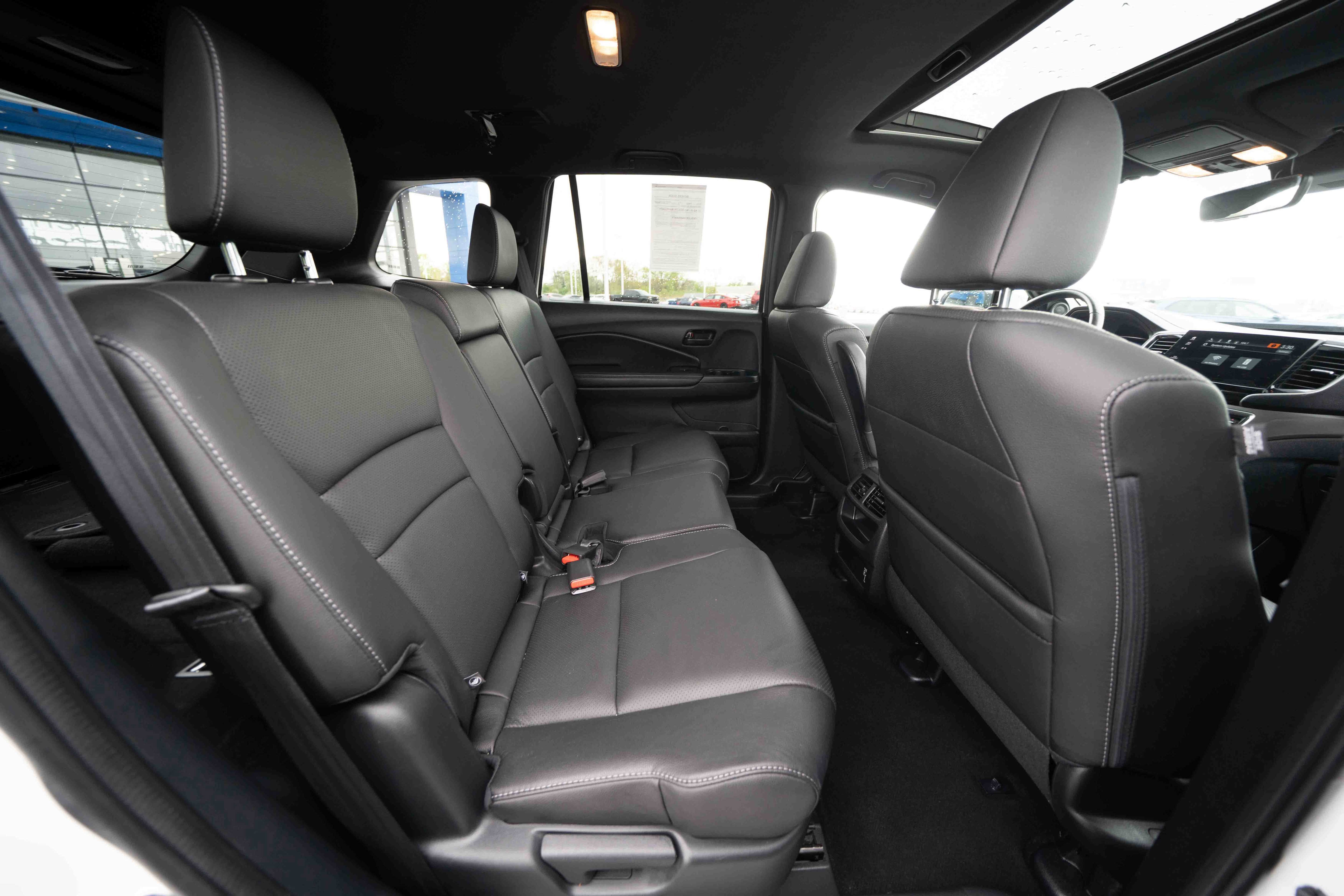 Certified 2023 Honda Passport EX-L image 25