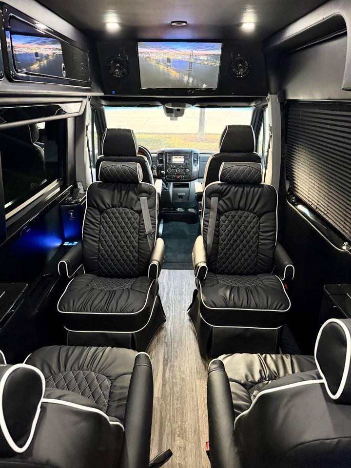 Used 2016 Mercedes-Benz Sprinter 3500 image 60