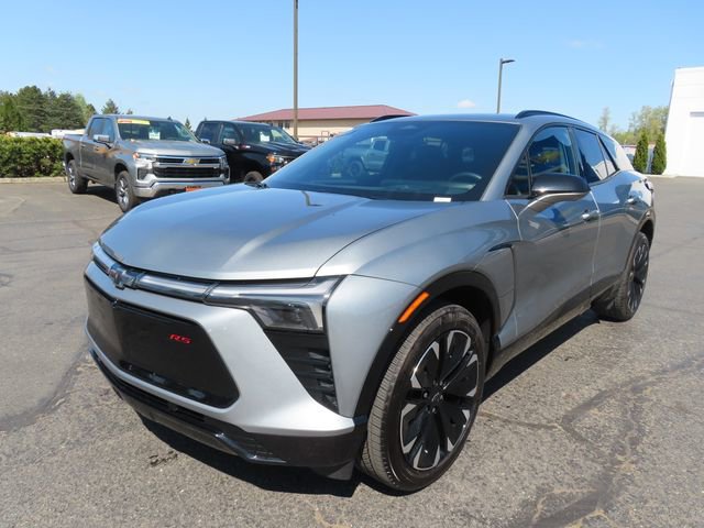 Used 2025 Chevrolet Blazer EV RS AWD/4WD image 3