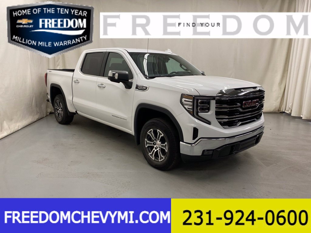 Used 2025 GMC Sierra 1500 SLT AWD/4WD image 1