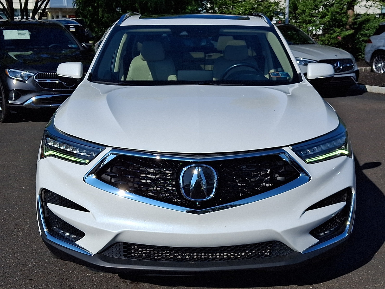 Used 2020 Acura RDX w/ Advance Package AWD/4WD image 2