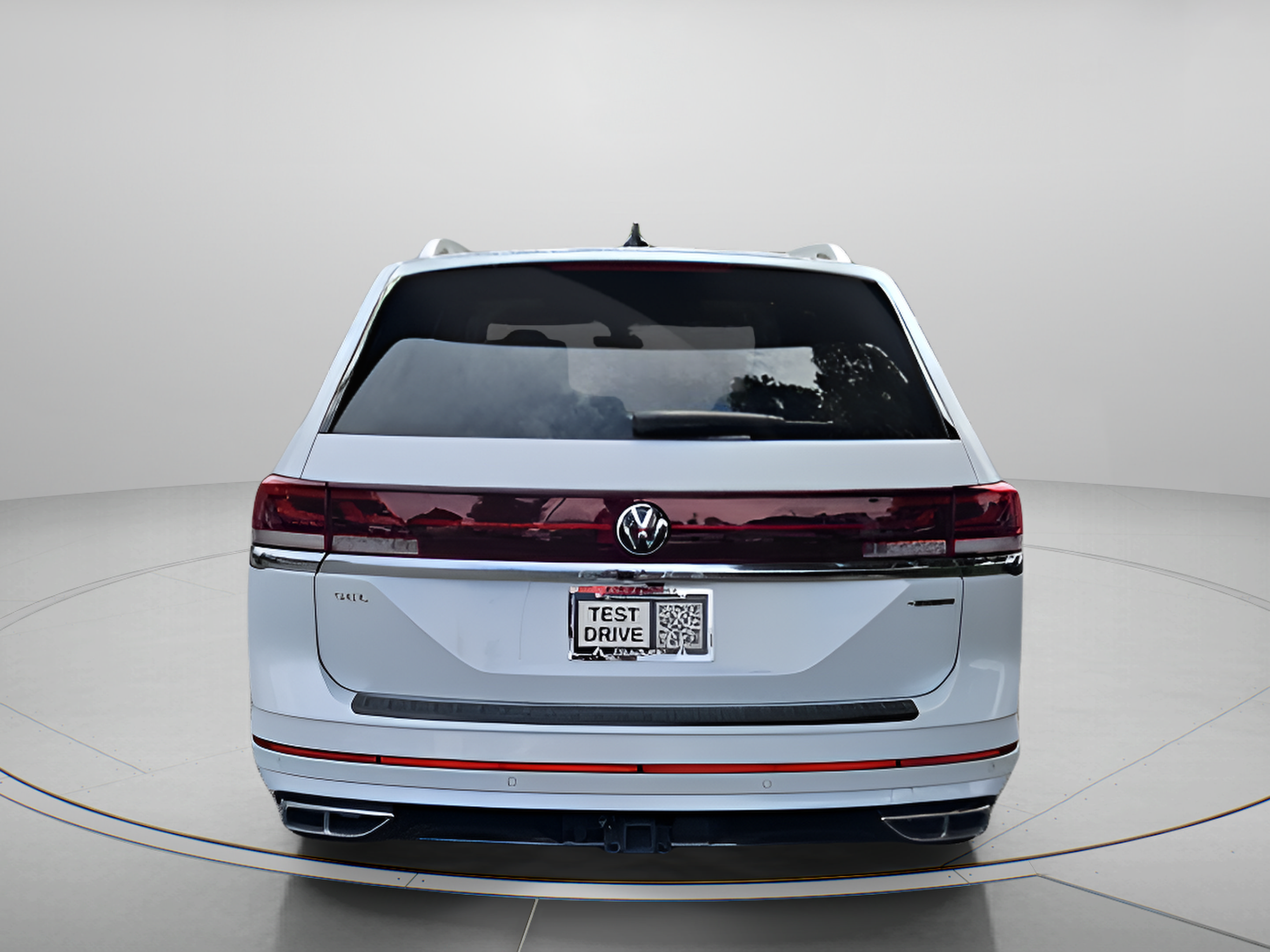 Used 2024 Volkswagen Atlas SEL Premium R-Line AWD/4WD image 4