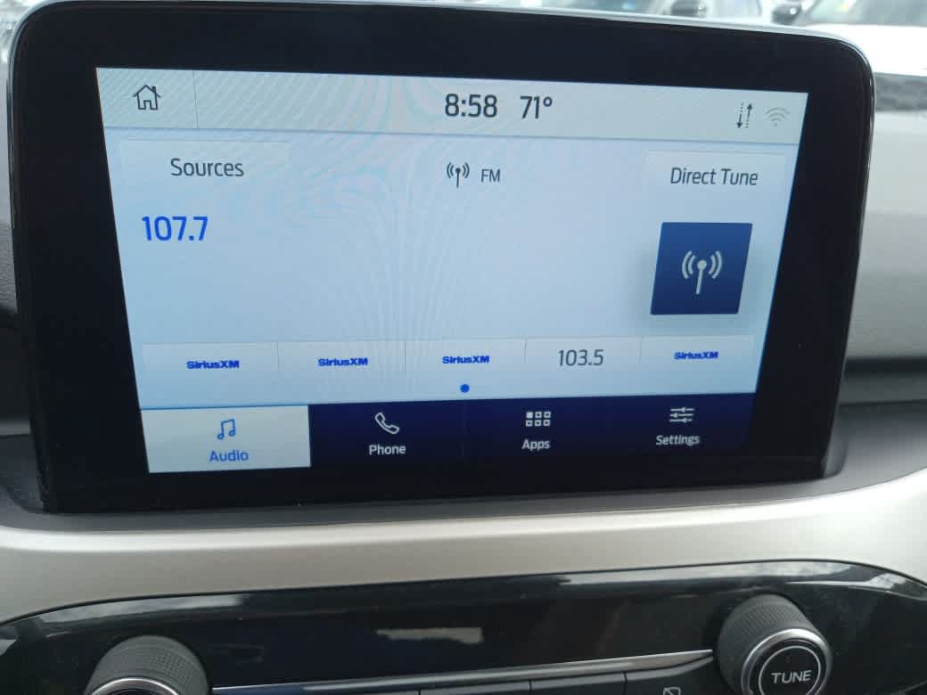 Used 2022 Ford Escape SEL w/ Technology Package AWD/4WD image 16