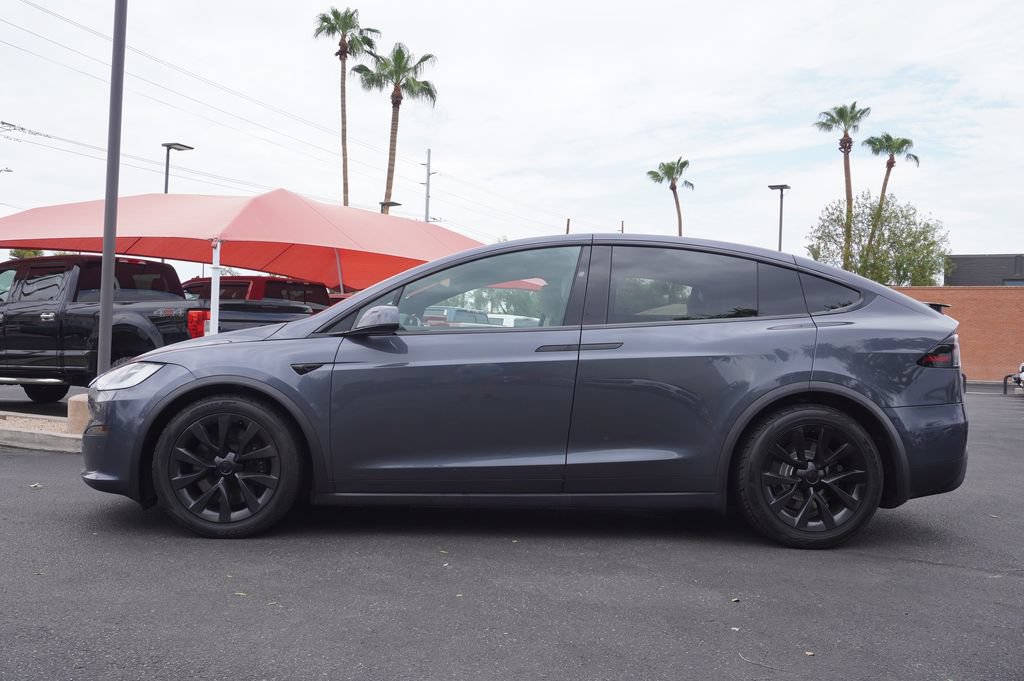 Used 2022 Tesla Model X AWD/4WD image 2