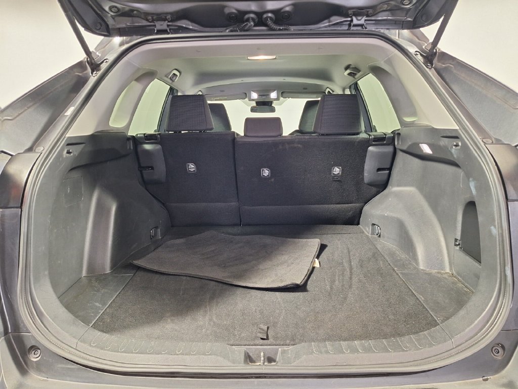 Used 2025 Toyota RAV4 LE FWD image 24