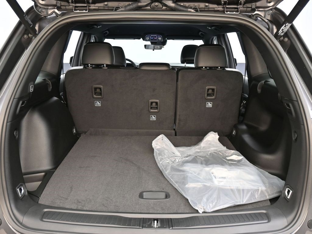 New 2025 Jeep Grand Cherokee Limited image 17