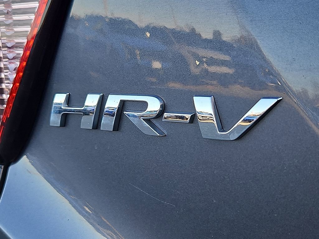 Used 2017 Honda HR-V LX image 30