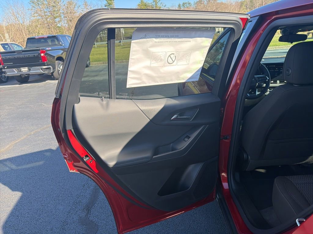 New 2026 Chevrolet Equinox LT image 33