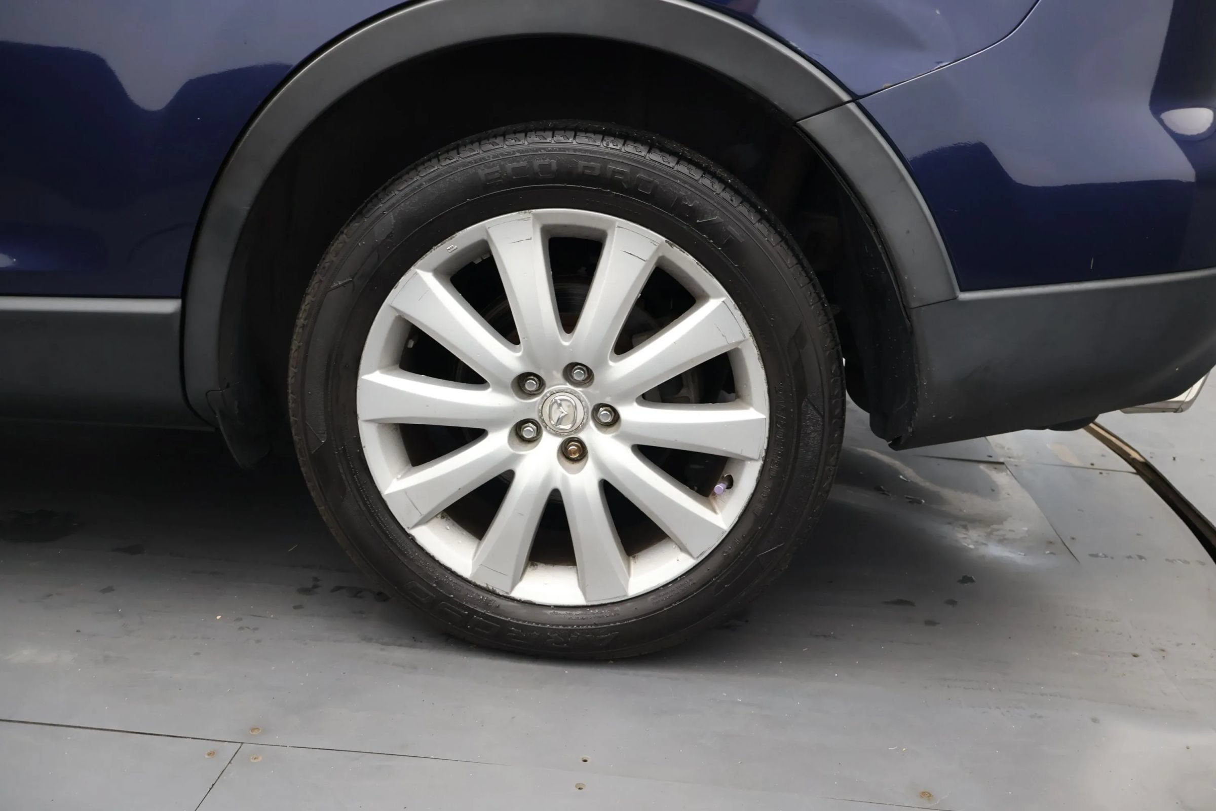 Used 2010 MAZDA CX-9 Grand Touring w/ Moonroof & Bose Audio Pkg AWD/4WD image 34