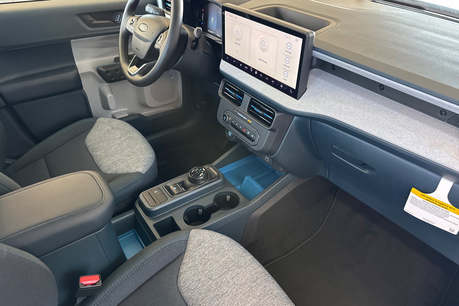 New 2026 Ford Maverick XLT w/ XLT Luxury Package FWD image 16