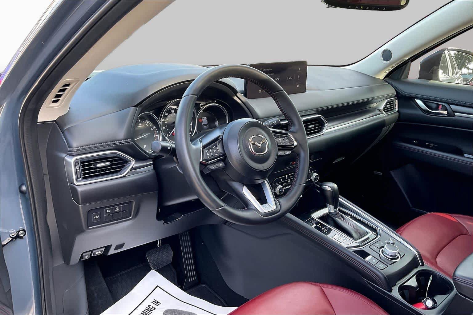 Used 2024 MAZDA CX-5 Carbon Edition AWD/4WD image 15