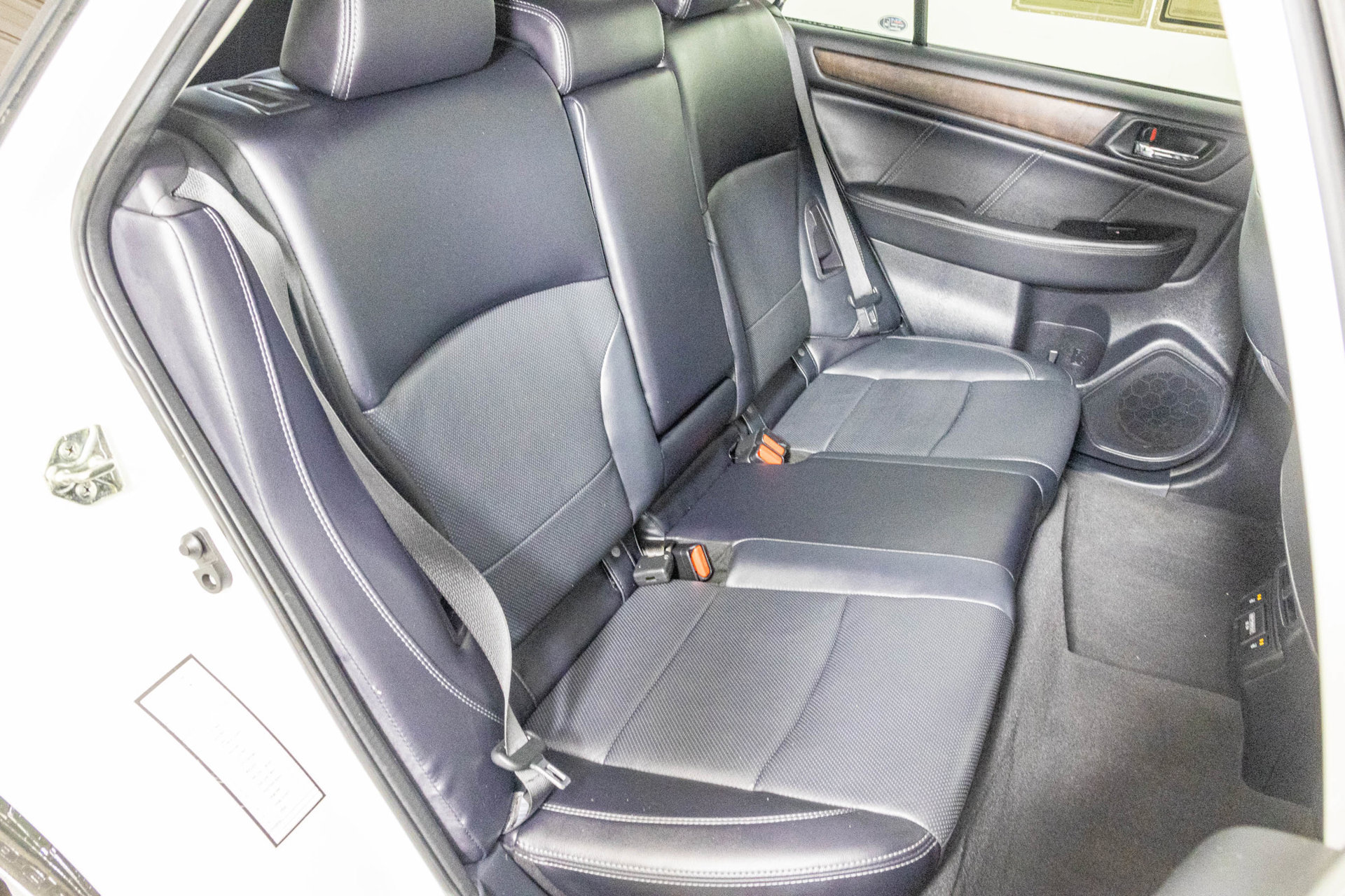 Used 2018 Subaru Outback 2.5i Limited AWD/4WD image 46