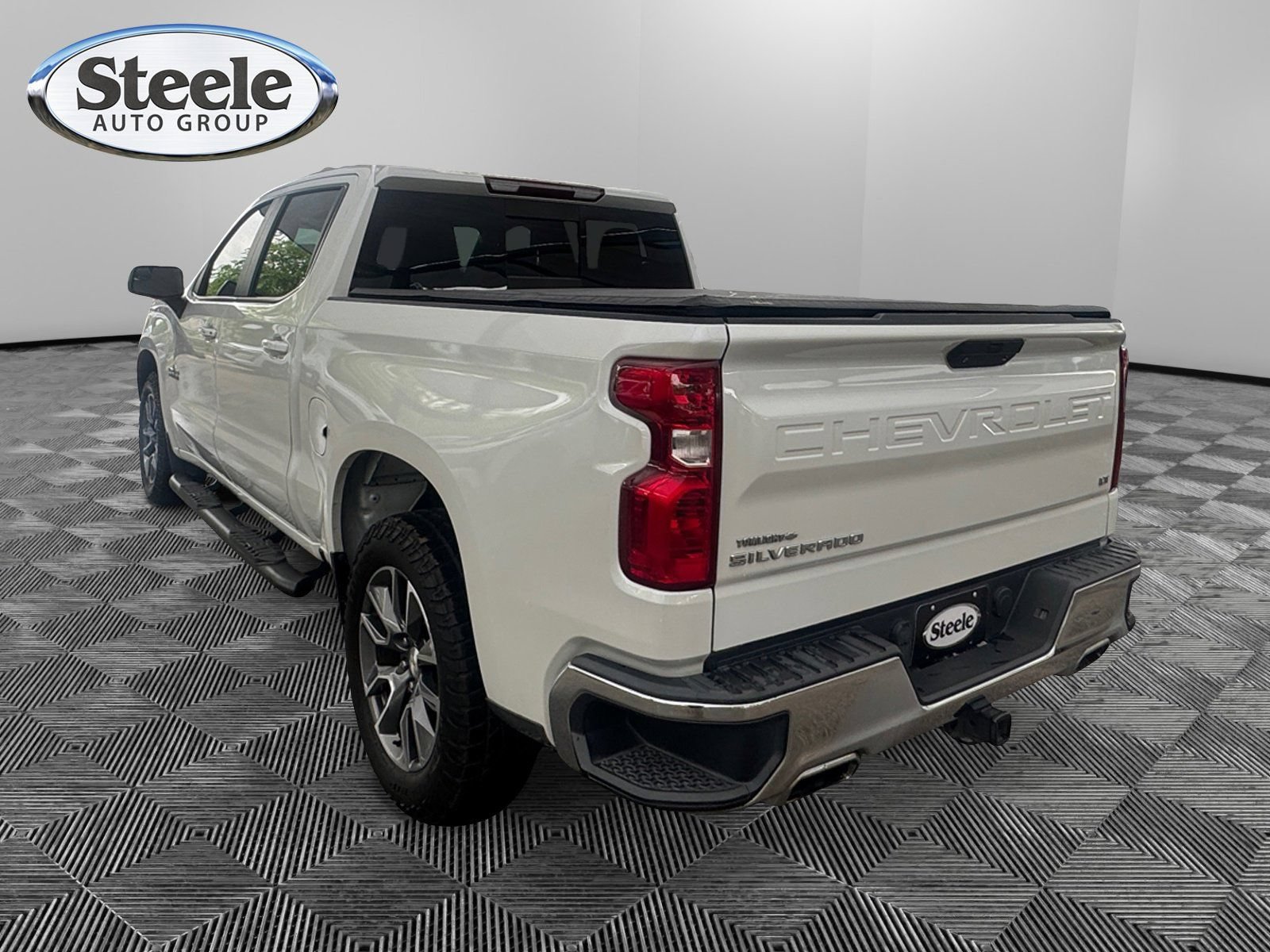 Certified 2020 Chevrolet Silverado 1500 LT w/ Texas Edition AWD/4WD image 3