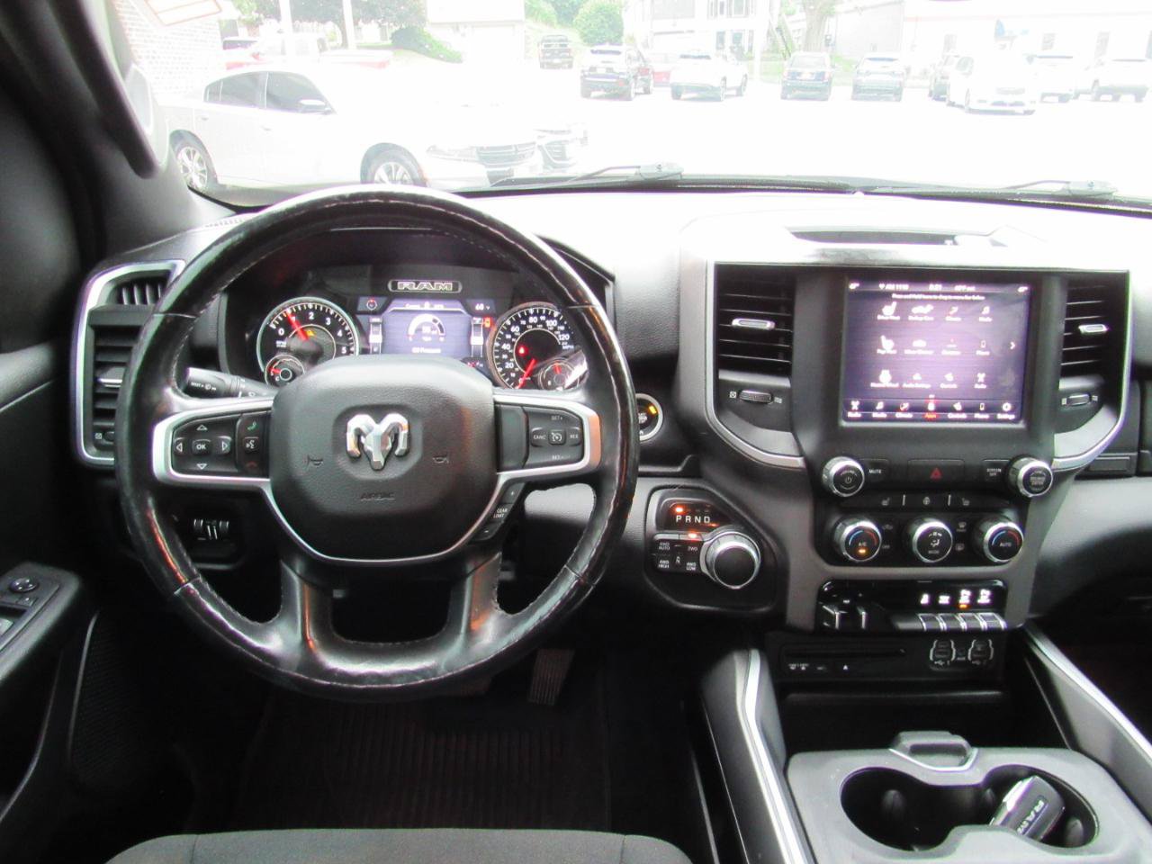 Used 2019 RAM 1500 Big Horn AWD/4WD image 5