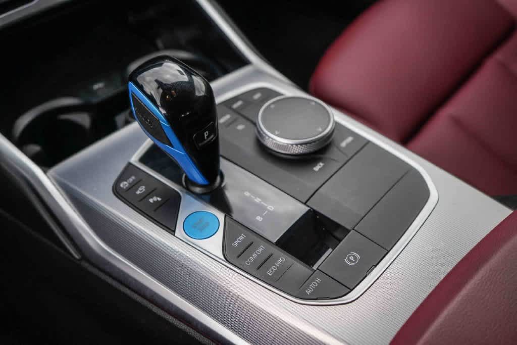 Used 2023 BMW i4 eDrive40 w/ Premium Package RWD image 19