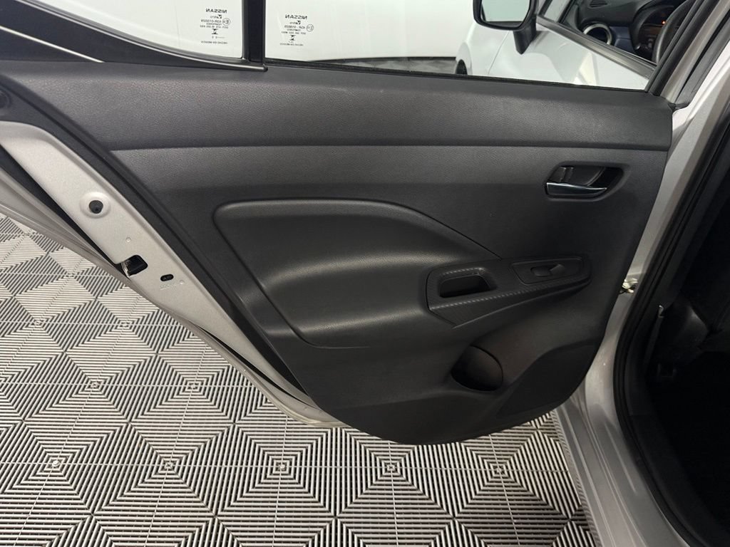 Used 2025 Nissan Versa SV FWD image 27