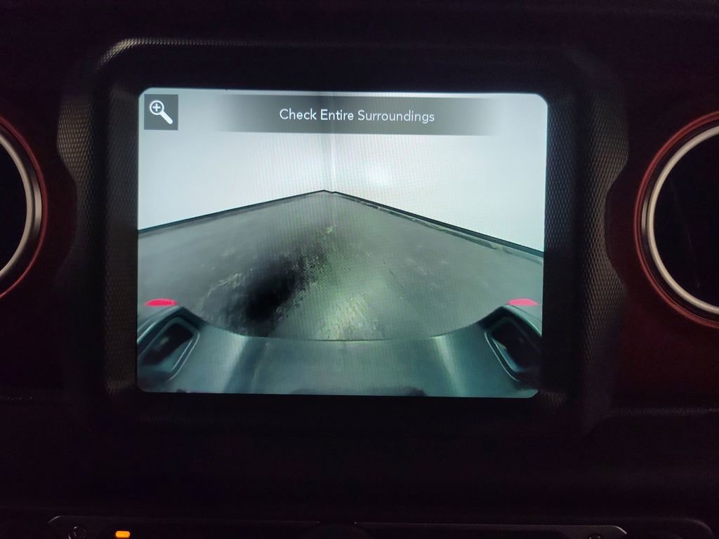 Used 2023 Jeep Gladiator Rubicon w/ Cold Weather Group image 20