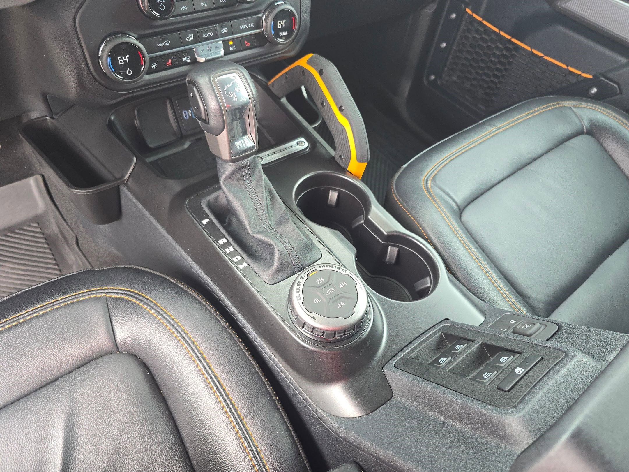 Used 2023 Ford Bronco Badlands image 18