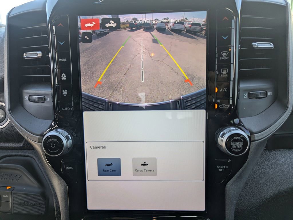 Used 2024 RAM 2500 Tradesman w/ Chrome Appearance Group image 19