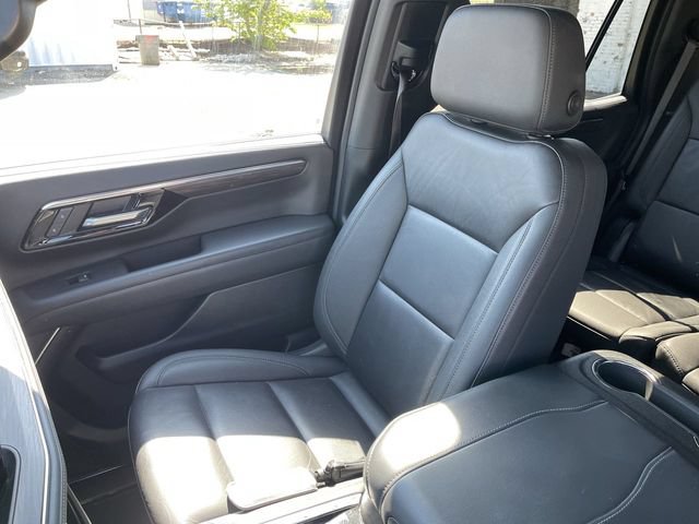 Used 2025 Chevrolet Tahoe LT AWD/4WD image 25