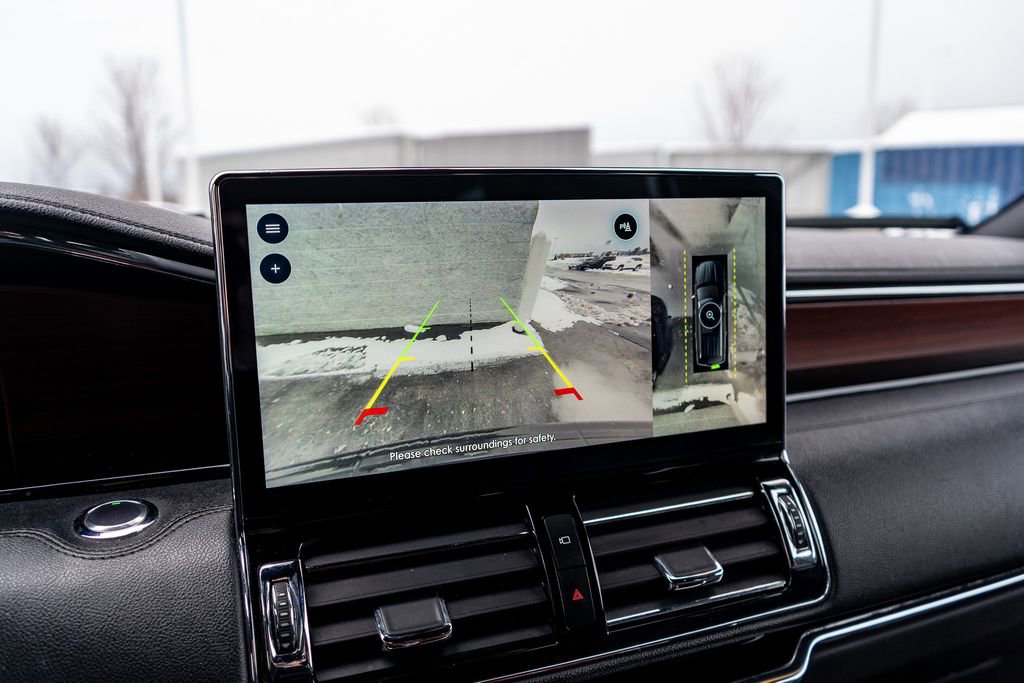 Used 2023 Lincoln Navigator Reserve image 33