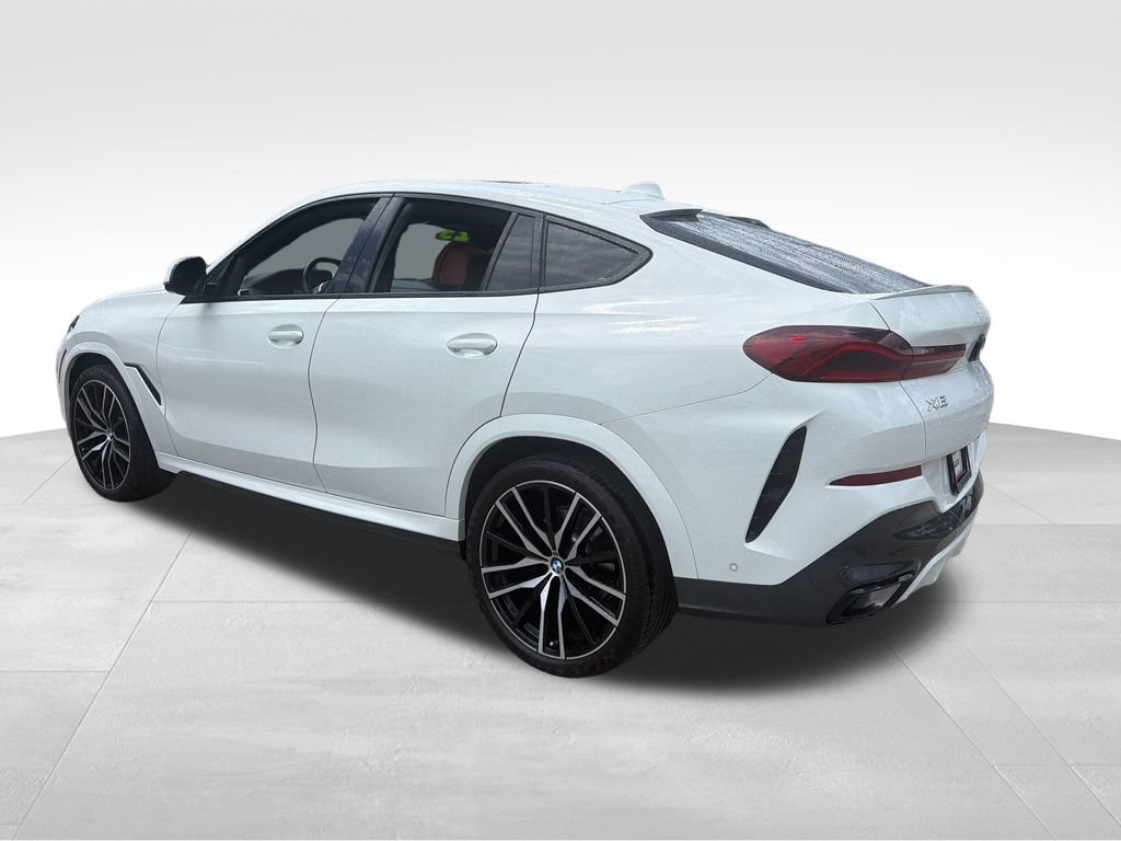 Used 2023 BMW X6 xDrive40i w/ M Sport Package AWD/4WD image 5